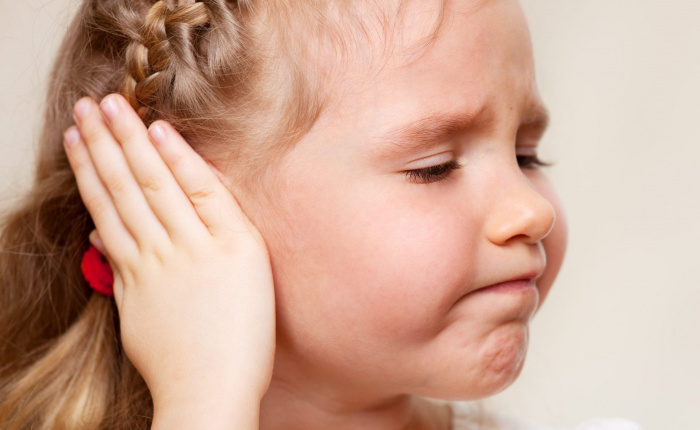 Что делать если заболело ухо у ребенка